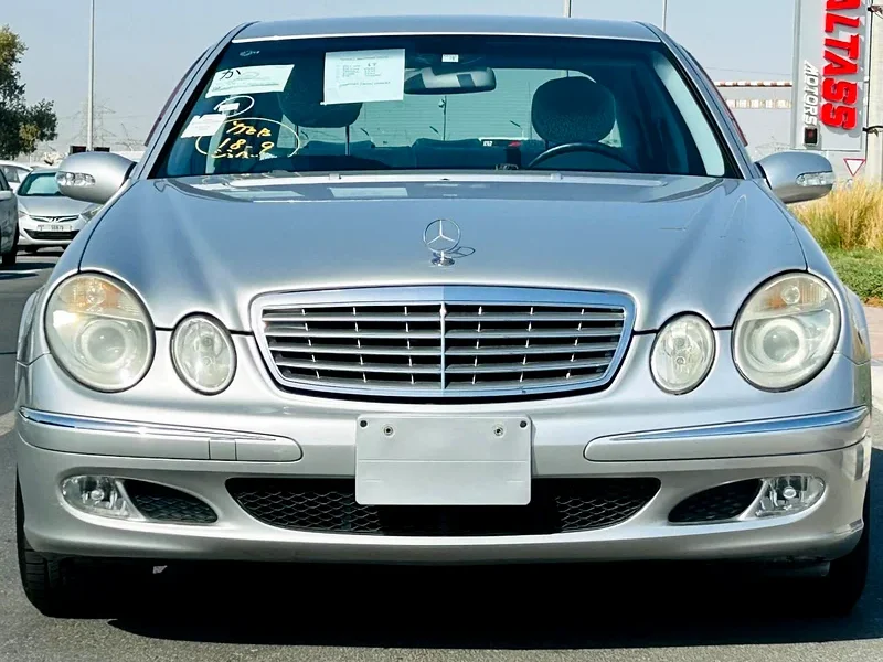 2004 Mercedes-Benz E-Class E 240 6 Cylinders Engine Silver Black Sedan