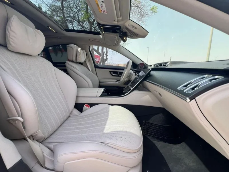 2023 Mercedes-Benz S 580 8 Cylinders Engine Black Beige Sedan AWD