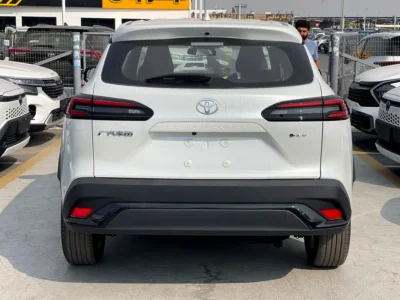 2025 Toyota Frontlander Other Hybrid 4 Cylinder Engine White Black Crossover