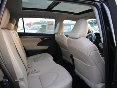 2025 Toyota Highlander 2.5L 4 Cylinders Engine Hybrid Limited Black Grey SUV