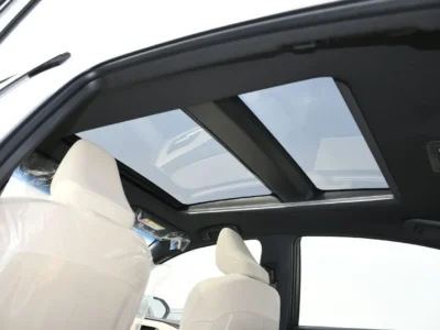 2025 Toyota Camry 2.5L 4 Cylinders Engine LE HEV White Beige Sedan FWD