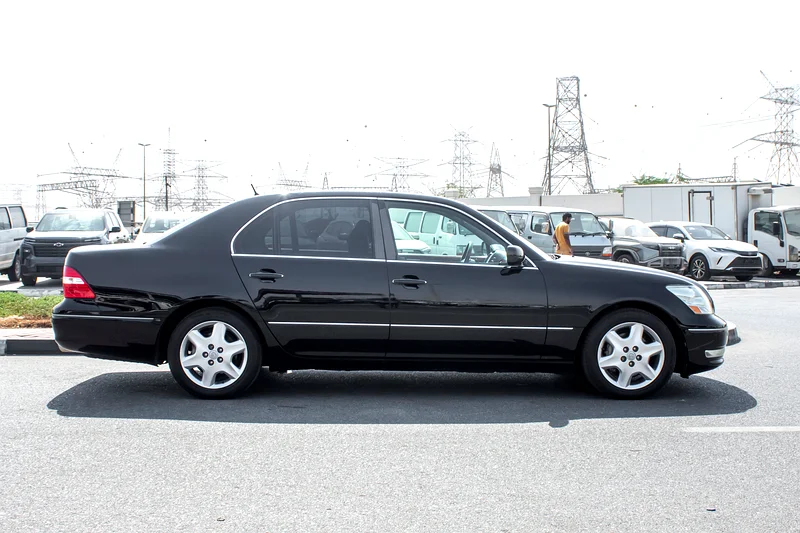 2004 Lexus LS-Series 1/2 Ultra 8 Cylinders Engine Petrol Black Sedan