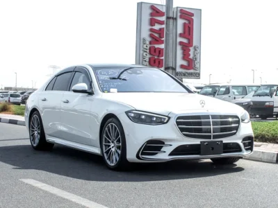 2022 Mercedes-Benz S-Class S 580 4Matic 8 Cylinders Engine White Black Sedan