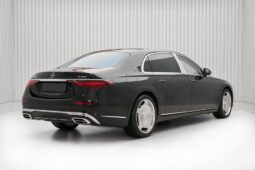 2024 Mercedes-Maybach S580 4MATIC 4.0L Twin-Turbo V8 Black Beige Sedan