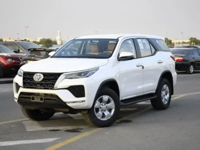 2026 Toyota Fortuner 2.4L V4 Diesel Automatic White Tan SUV GCC specs