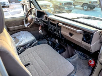 2009 Toyota Land Cruiser Pick Up PICKUP DLX 4.5L Beige Grey Truck