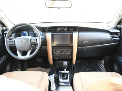 2026 Toyota Fortuner 2.4L V4 Diesel Automatic White Tan SUV GCC specs