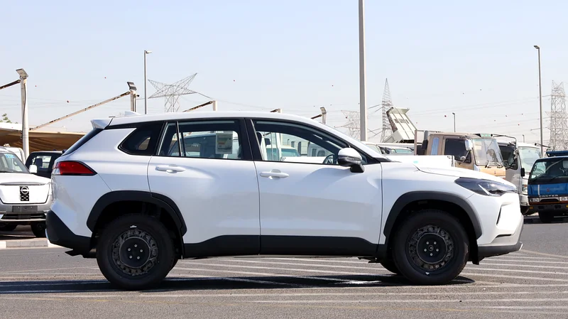 2025 Toyota Corolla Cross Other 4 Cylinders Engine White Brown SUV GCC Specs