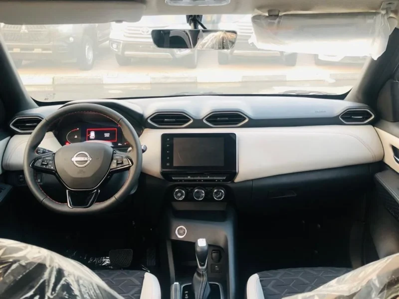 2025 Nissan Magnite 1.0L 4 Cylinders Engine TURBO SL Grey Black SUV