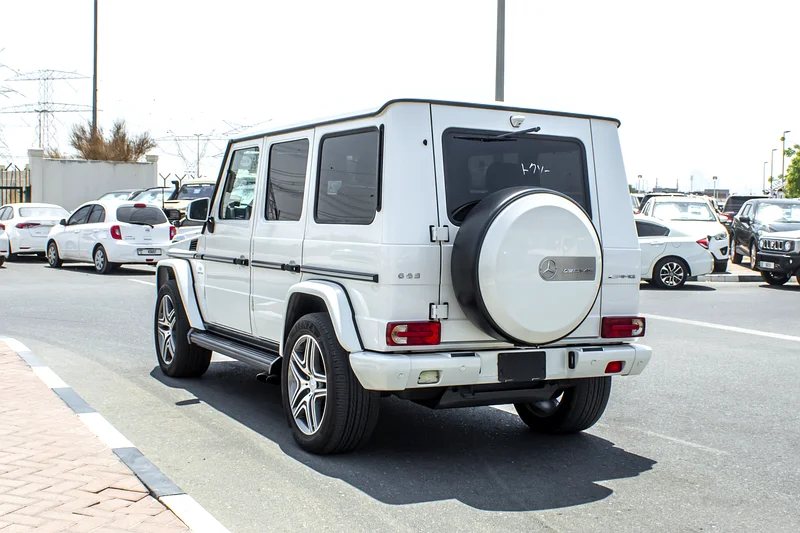 2015 Mercedes-Benz G-Class G 63 AMG 8 Cylinders Engine White Black SUV