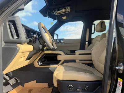 2025 BYD Leopard 5 NAVIGATOR DOUBLE DIFFLOCK 1.5L PLUG-IN HYBRID Black Beige