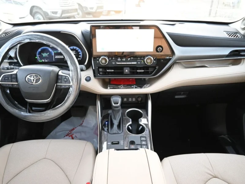 2025 Toyota Highlander 2.5L 4 Cylinders Engine Hybrid Limited Black Grey SUV