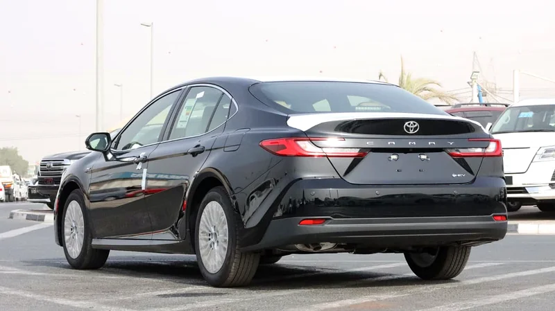 2025 Toyota Camry LE 4 Cylinders Engine Black Beige Sedan GCC Specs