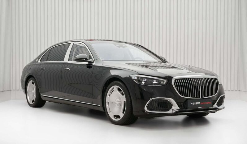 2024 Mercedes-Maybach S580 4MATIC 4.0L Twin-Turbo V8 Black Beige Sedan