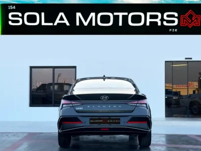 2025 Hyundai Elantra Other 1.5 litres 4 Cylinder Engine Black Grey Sedan AT