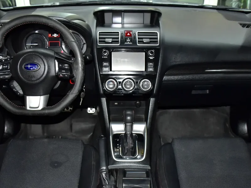 2017 Subaru WRX WRX 4 Cylinders Engine Silver Black Sedan GCC Spec