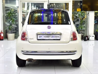 2015 Fiat 500 Lounge 4 Cylinders Engine White Red Hatchback GCC Specs