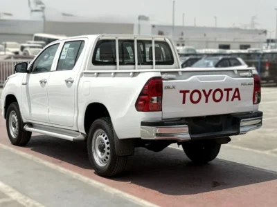 2025 Toyota Hilux 2.7L 4 Cylinders Engine Petrol AT Double Cab 4x4 White Red