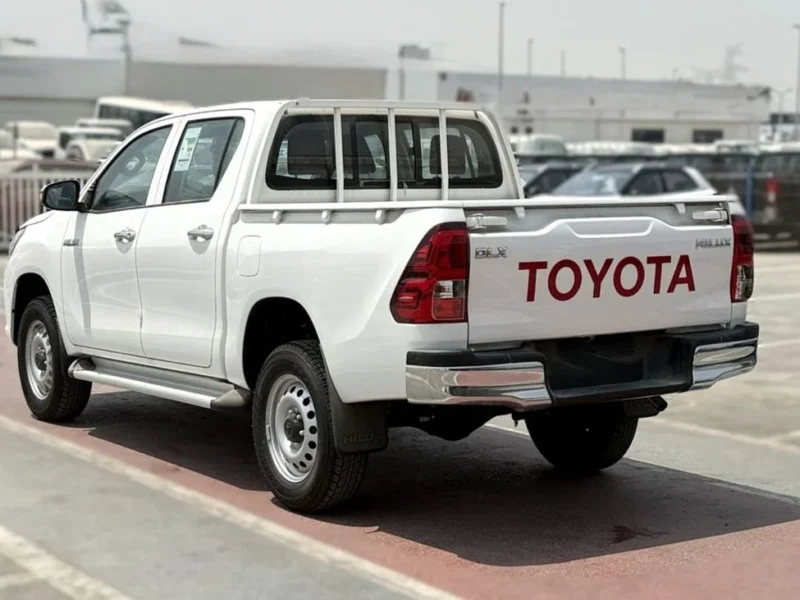 2025 Toyota Hilux 2.7L 4 Cylinders Engine Petrol AT Double Cab 4x4 White Red
