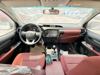 2025 Toyota Hilux 2.7L 4 Cylinders Engine Petrol AT Double Cab 4x4 White Red