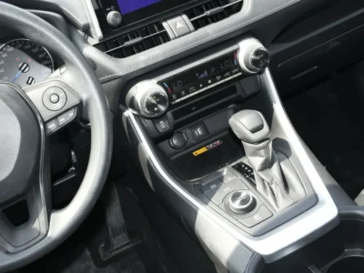 2025 Toyota RAV 4 2.5L Hybrid Mid Option 4 Cylinders Engine Black Crossover GCC Specs