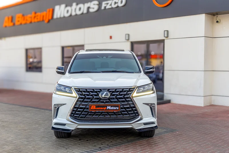 2021 Lexus LX-Series LX 570 Base 8 Cylinders Engine White Tan SUV GCC Specs