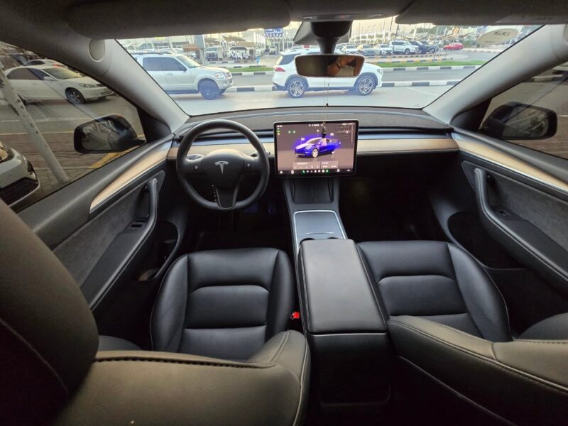 2022 Tesla Model Y Long Range Fully Electric AWD SUV Blue Black GCC