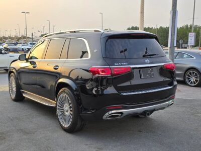 2020 Mercedes-Maybach GLS 4.0 Liters V8 Biturbo Engine Black Beige SUV