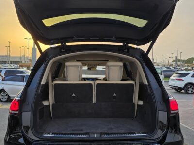 2020 Mercedes-Maybach GLS 4.0 Liters V8 Biturbo Engine Black Beige SUV