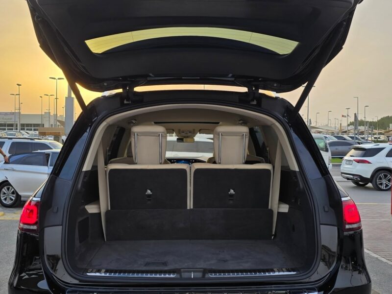 2020 Mercedes-Maybach GLS 4.0 Liters V8 Biturbo Engine Black Beige SUV