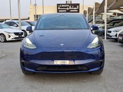 2022 Tesla Model Y Long Range Fully Electric AWD SUV Blue Black GCC