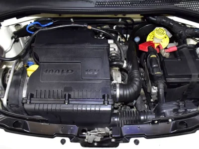 2015 Fiat 500 Lounge 4 Cylinders Engine White Red Hatchback GCC Specs