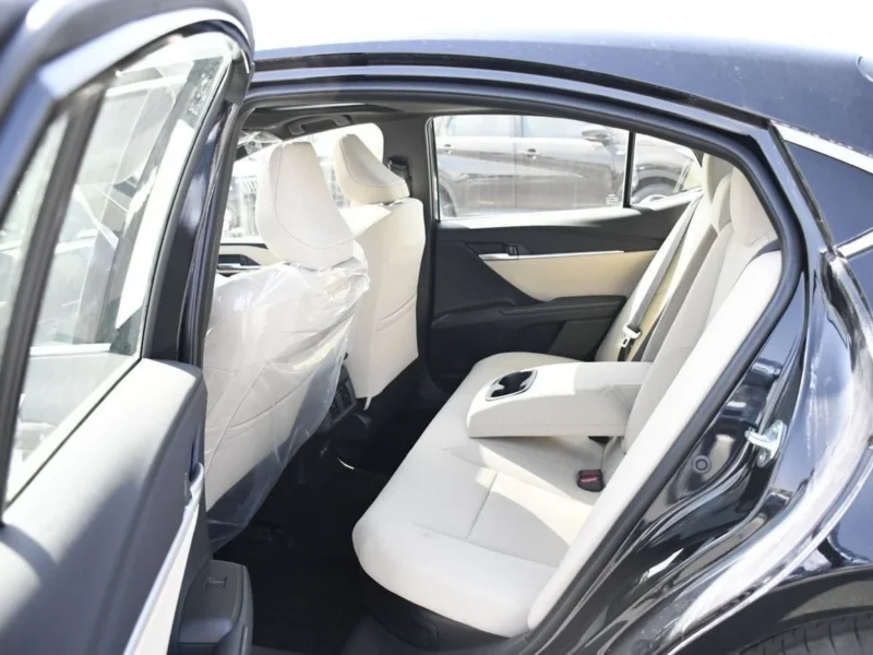 2025 Toyota Camry LE 2.5L V4 Engine Hybrid Car Black Beige Sedan GCC Specs