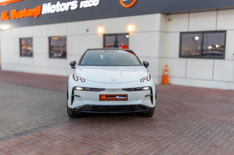 2024 Zeekr X Premium Electric Car White SUV 450 - 550 KM Range GCC Specs