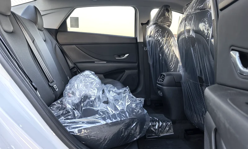 2025 Hyundai Elantra GLX Elite 4 Cylinders Engine White Black Sedan RWD