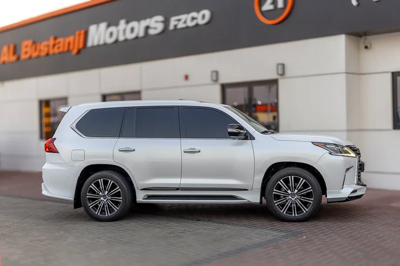 2021 Lexus LX-Series LX 570 Base 8 Cylinders Engine White Tan SUV GCC Specs