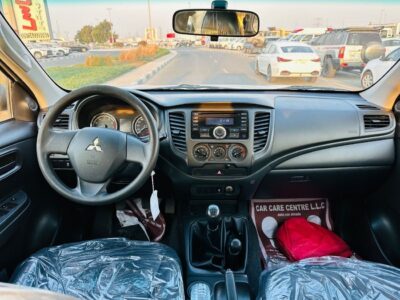 2020 Mitsubishi L200 GL 2.4L 4 Cylinders Engine White Black Pick Up Truck GCC