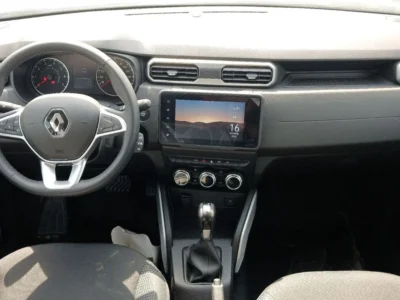 2025 Renault Duster Renault Duster 1.6L Petrol GCC Full option White Grey SUV