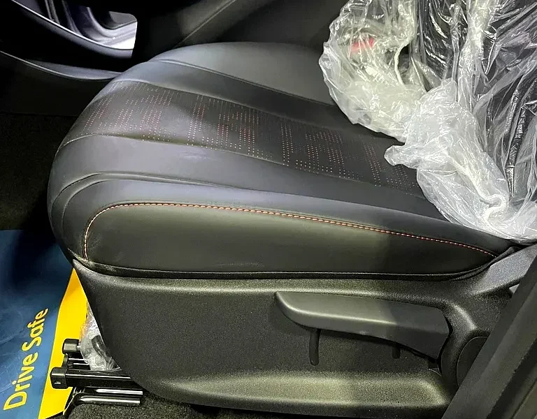 2025 BYD E2 Honor Edition Electric Car Grey Black Hatchback 350 - 450 KM Range