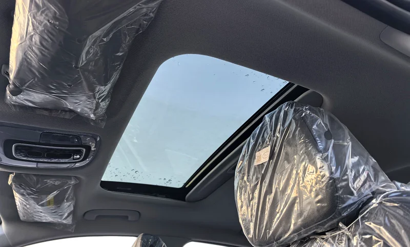 2025 Hyundai Elantra GLX Elite 4 Cylinders Engine White Black Sedan RWD