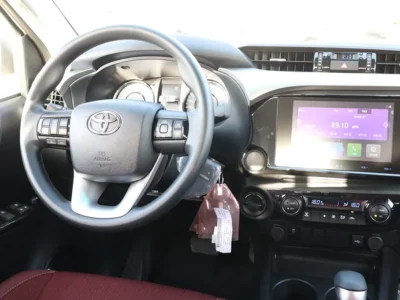 2025 Toyota Hilux SR5 4 Cylinders Engine White Red Pick Up GCC Specs