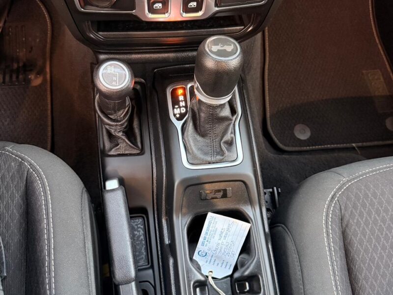 2021 Jeep Wrangler 4x4 Edition 80th Anniversary 2.0L V4 Turbo Yellow Black SUV