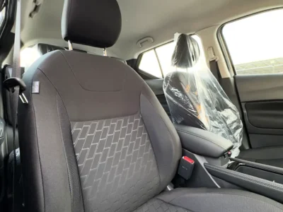 2025 Nissan Kicks Other 1.5L Liters 4 Cylinders Engine White Black Hatchback