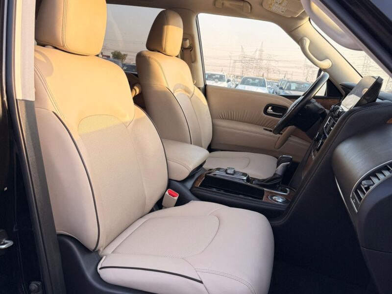 2021 NISSAN ARMADA SL 5.6 Liters V8 Cylinder Engine Black Beige SUV RWD