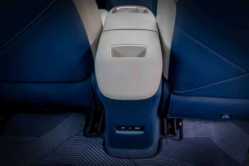 2024 Zeekr X Flagship Electric Car Green White Sedan 350 - 450 KM Range