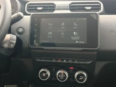 2025 Renault Duster Renault Duster 1.6L Petrol GCC Full option White Grey SUV