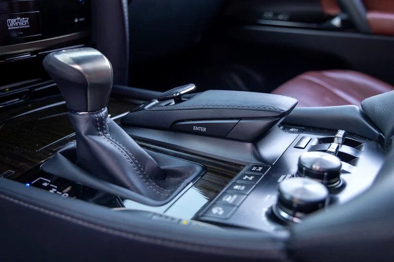 2021 Lexus LX-Series LX 570 Base 8 Cylinders Engine White Tan SUV GCC Specs