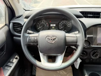 2025 Toyota Hilux 2.7L 4 Cylinders Engine Petrol AT Double Cab 4x4 White Red