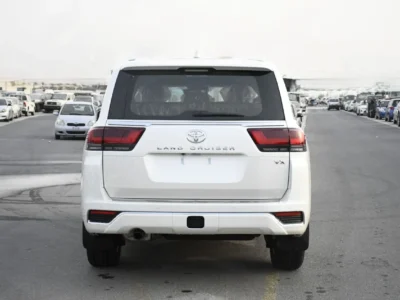 2025 Toyota Land Cruiser 4.0L 6 Cylinders Engine High AT Petrol White Black SUV