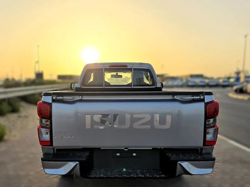 2026 Isuzu DMax SINGLE CAB MANUAL DIESEL ENGINE 1.9 TURBO Silver Black